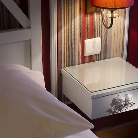 Louvre Bons Enfants Hotel Paris
